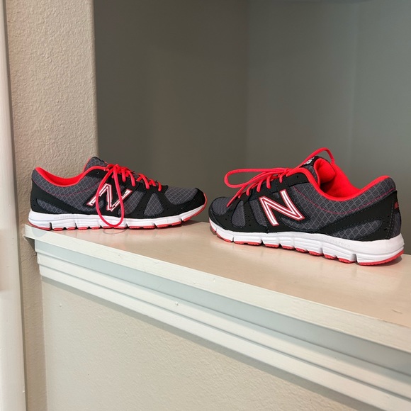 New Balance Shoes - New Balance Women's Size 7.5 B 550 v3 Running Shoes Gray Pink  WE550GP3